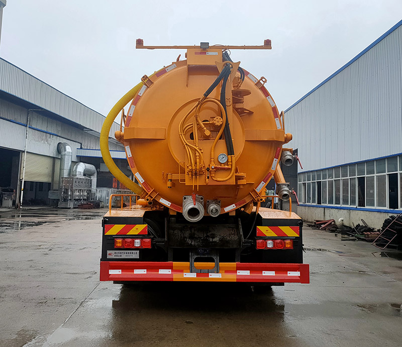 榮駿達(dá)牌HHX5182GQWSX6清洗吸污車公告圖片