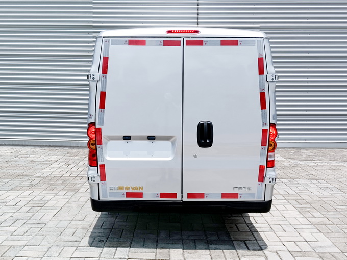 菱勢牌GXA5030XXYBEVC純電動廂式運輸車公告圖片