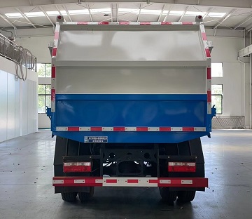 程力威牌CLW5120ZXLBSL廂式垃圾車(chē)公告圖片