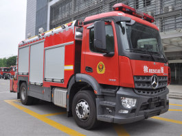 振翔股份牌ZXT5140TXFZM96/A6照明消防车