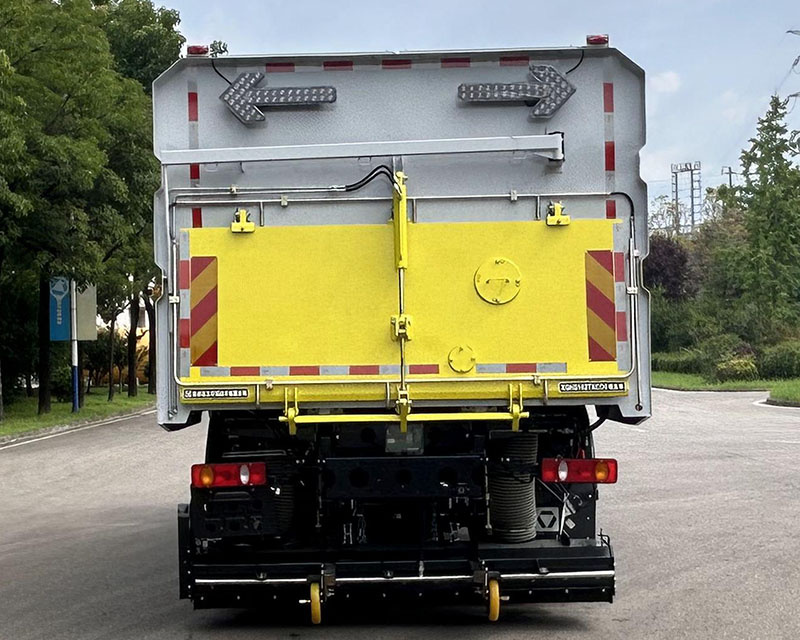 徐工牌XGH5162TXCD6吸塵車公告圖片