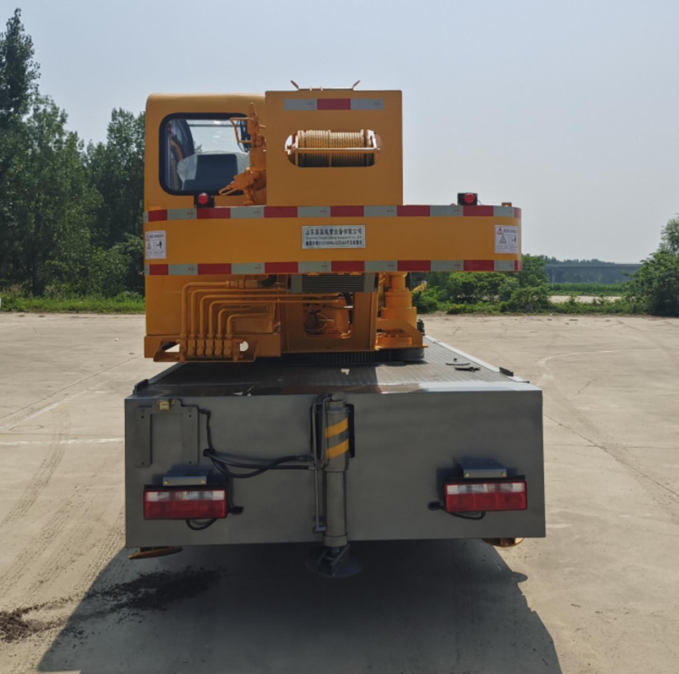 鑫國(guó)華牌XGZ5090JQZCA6汽車起重機(jī)公告圖片