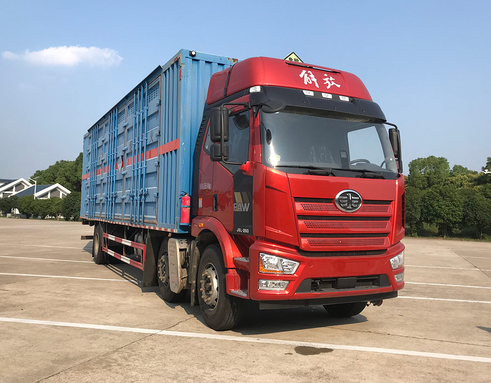丰霸牌STD5266XZWCA6杂项危险物品厢式运输车公告图片