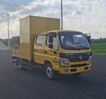 交通锥收集工程车