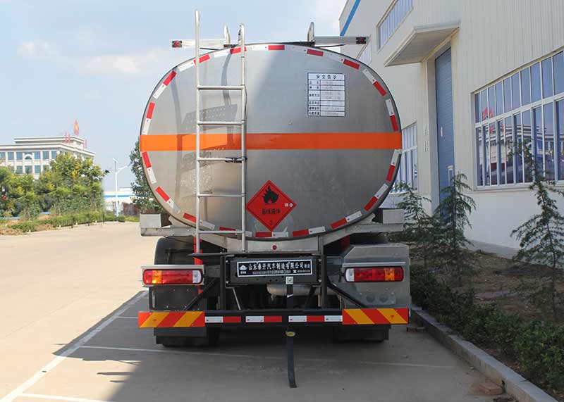 岱阳牌TAG5321GRY铝合金易燃液体罐式运输车公告图片