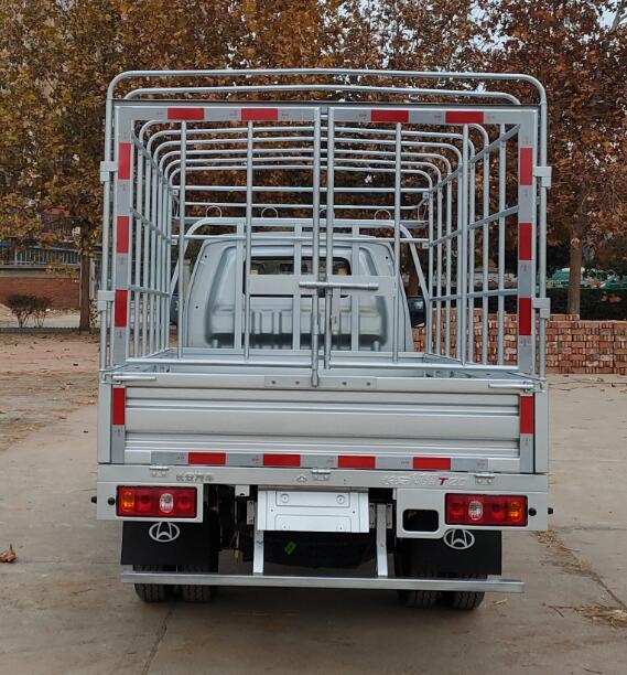 長(zhǎng)安牌SC5031CCYDCAA6倉(cāng)柵式運(yùn)輸車(chē)公告圖片