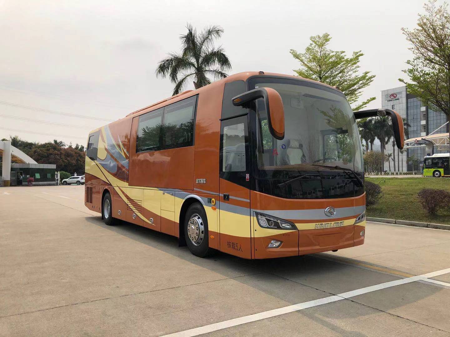 金龍牌XMQ5160XLJ旅居車公告圖片