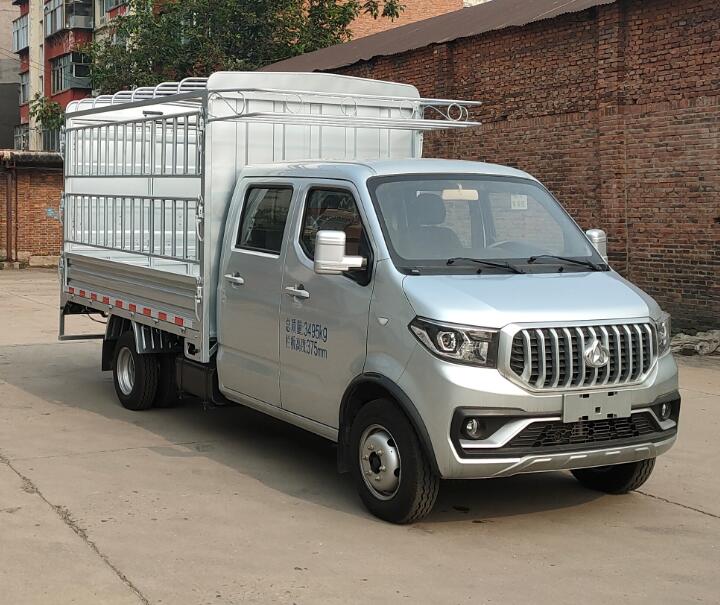 長(zhǎng)安牌SC5031CCYSCAD6倉(cāng)柵式運(yùn)輸車公告圖片