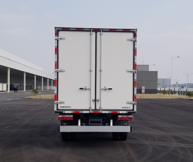 煥瑞牌DNC5042XXYGH6M2廂式運(yùn)輸車公告圖片