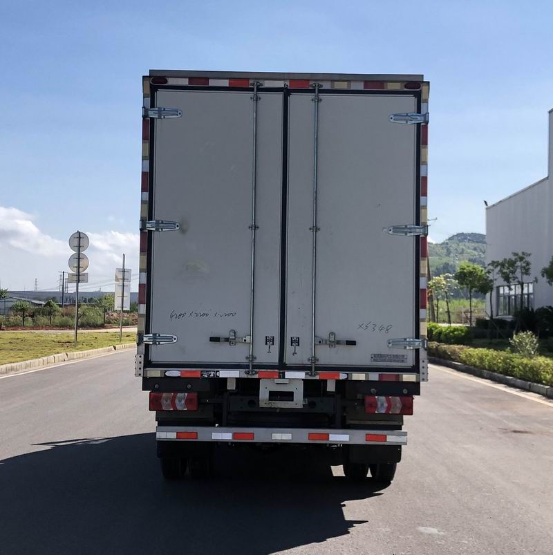 乘龍牌LZ5040XXYL2AZBEV121純電動(dòng)廂式運(yùn)輸車公告圖片