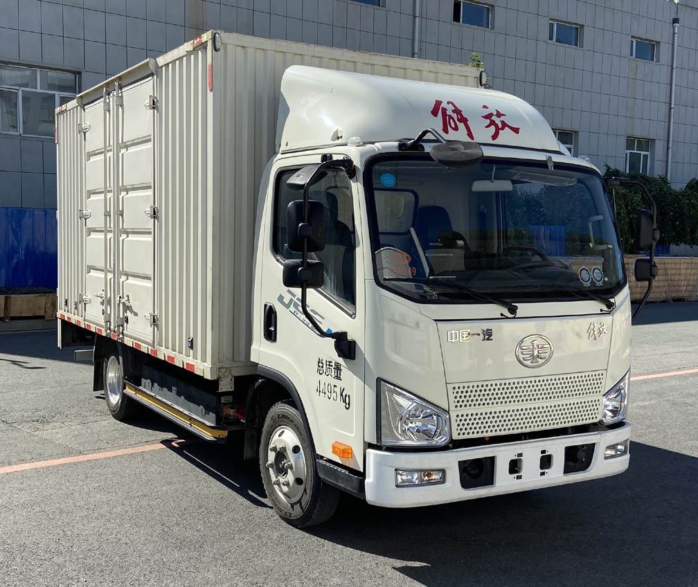 解放牌CA5042XXYP40L3BEVA84純電動(dòng)廂式運(yùn)輸車公告圖片