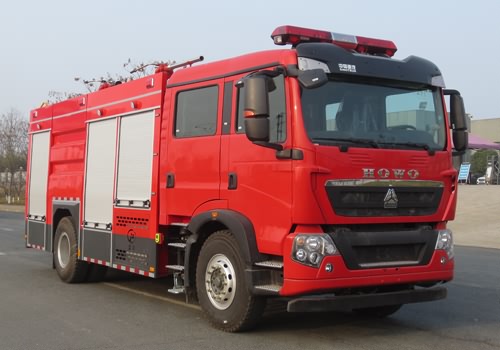 江特牌JDF5190GXFGL70/Z6干粉水聯用消防車