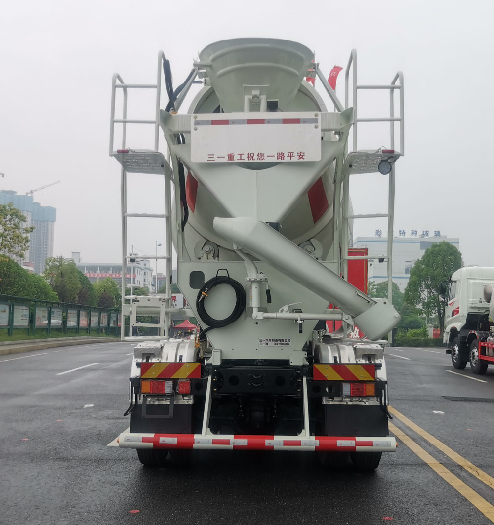 三一牌SYM5310GJB1F6混凝土攪拌運(yùn)輸車公告圖片