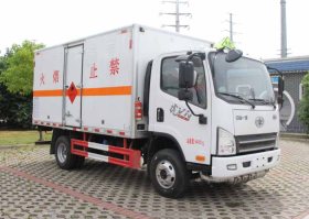 易燃气体厢式运输车