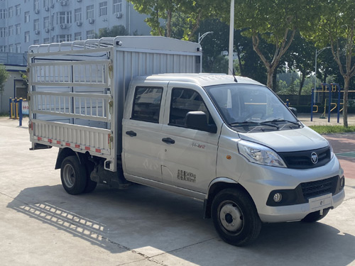 福田牌BJ5030CCY4AV7-55倉(cāng)柵式運(yùn)輸車公告圖片