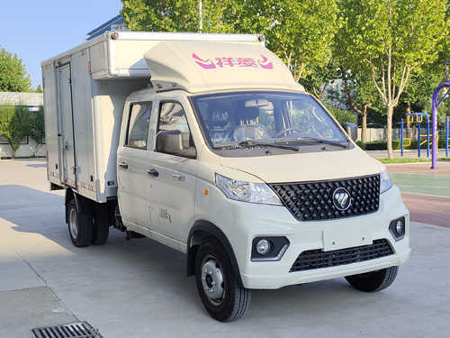 福田牌BJ5030XXY4AV8-35廂式運(yùn)輸車(chē)公告圖片