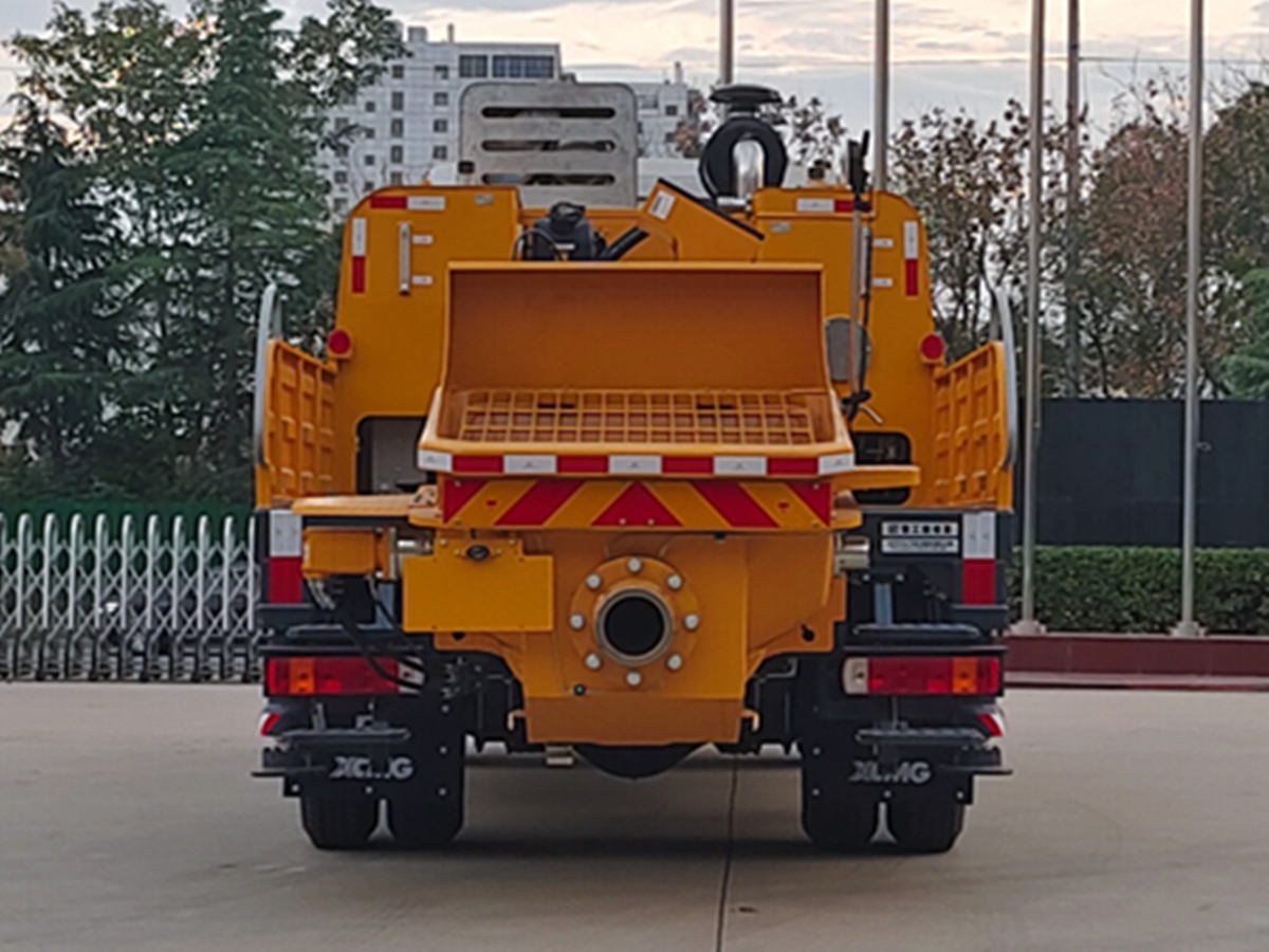 徐工牌XZS5147THB車載式混凝土泵車公告圖片