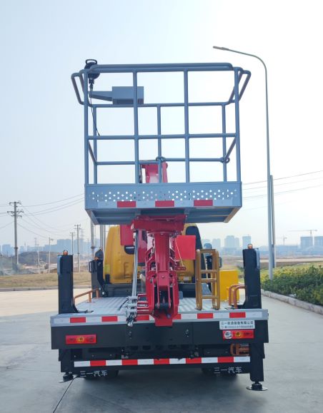 三一牌SYR5042XJXFT6抽油機檢修車公告圖片