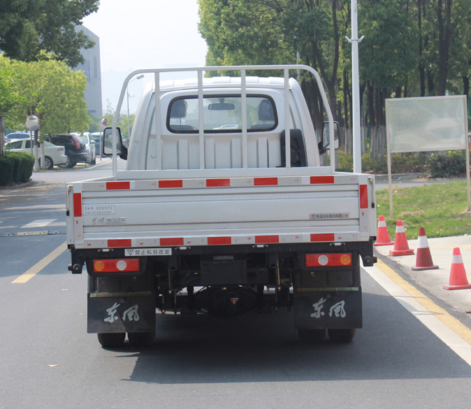 东风牌EQ1032S60Q4C轻型载货汽车公告图片