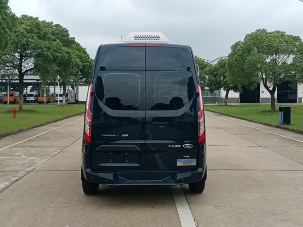 江改牌JX5039XYBZK6運(yùn)兵車公告圖片