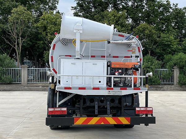 悅達(dá)牌YD5160GSSEQE6灑水車公告圖片