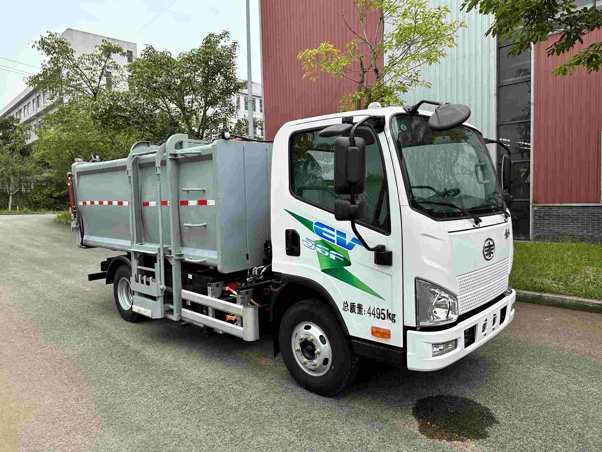 长白山牌JYB5040ZZZBEV纯电动自装卸式垃圾车
