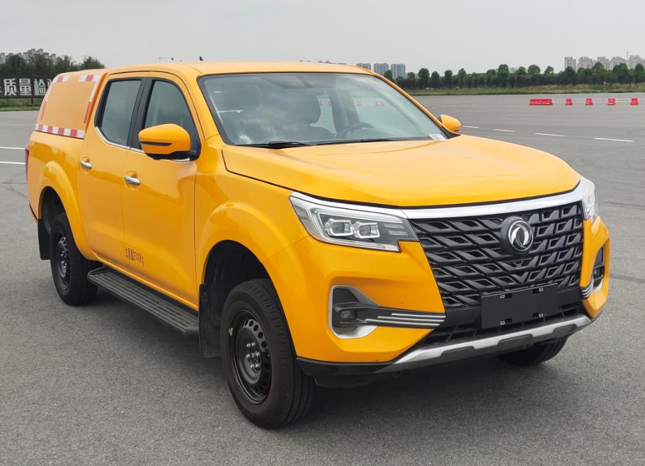 東風(fēng)牌ZN5033XXYUCB6A廂式運(yùn)輸車公告圖片