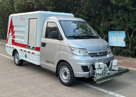 纯电动路面养护车