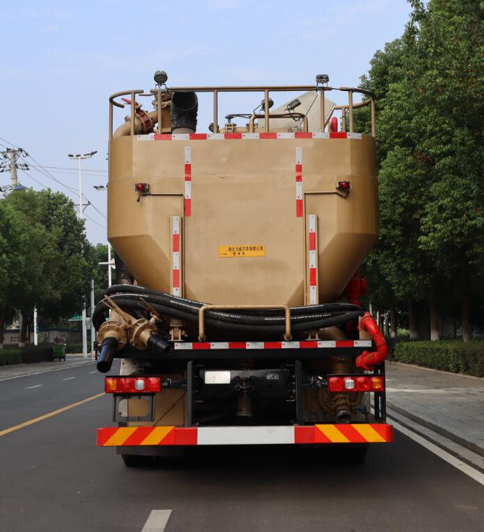 中汽力威牌HLW5230TGJSX6固井車公告圖片