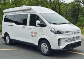 程力威牌CLW5043XLJBFC旅居车