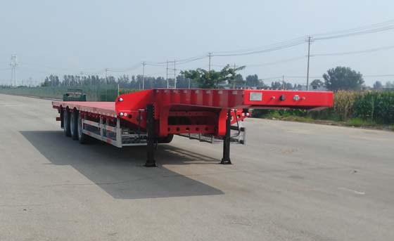 红荷北斗牌13.8米33.8吨3轴低平板半挂车(SHB9401TDP)