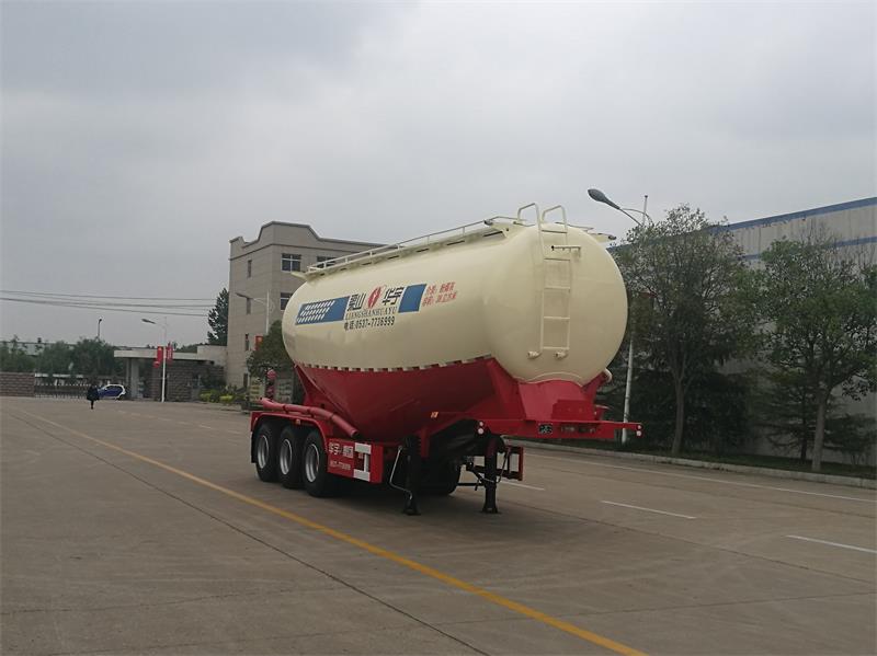 华宇达牌9.7米33.2吨3轴中密度粉粒物料运输半挂车(LHY9400GFLD38)