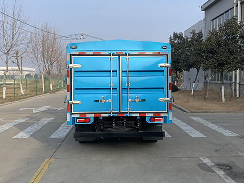 飛碟牌FD5040CCYW68K6-1倉柵式運(yùn)輸車公告圖片