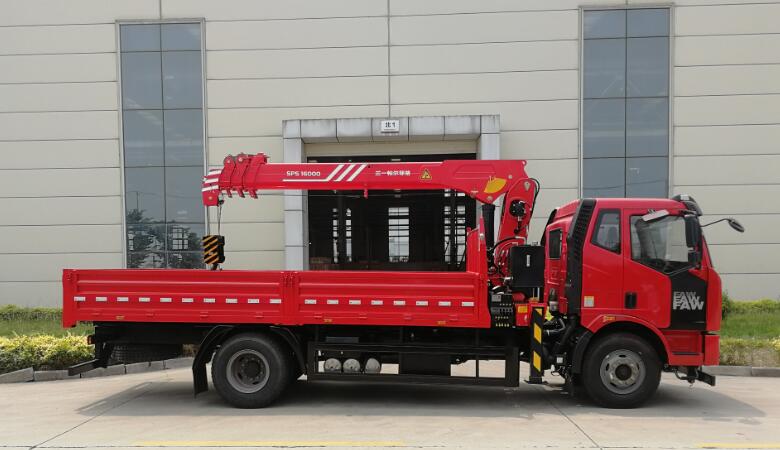 三一牌SYP5180JSQJF6隨車起重運(yùn)輸車公告圖片