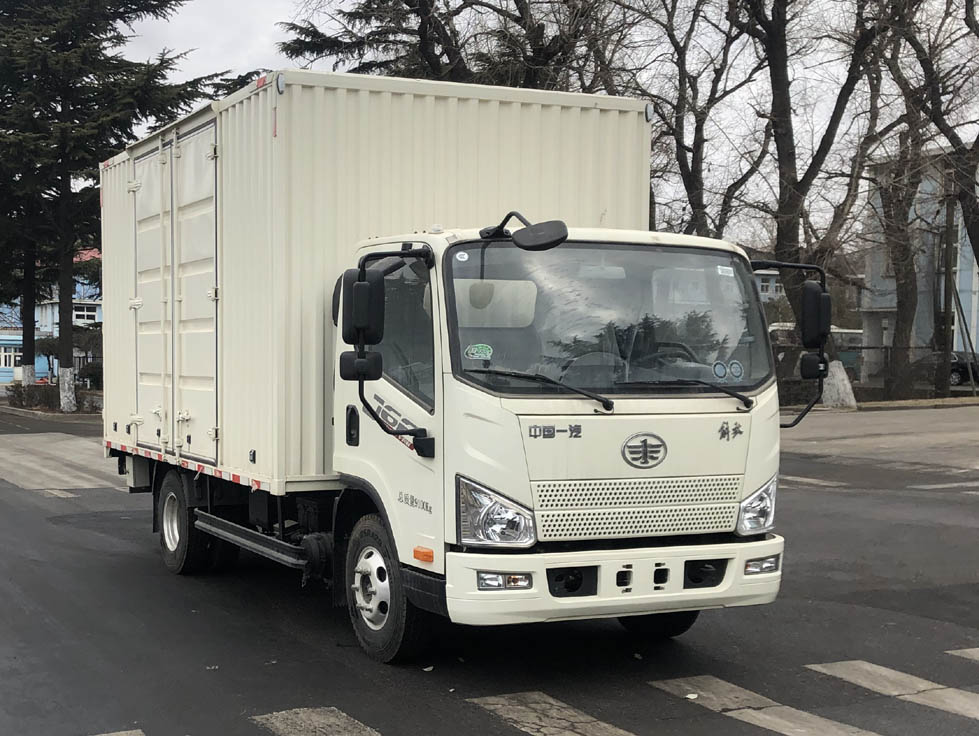 解放牌CA5090XXYP40K61L2E6A84廂式運輸車公告圖片