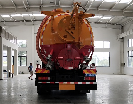 程力威牌CLW5251GQW6WS清洗吸污車公告圖片