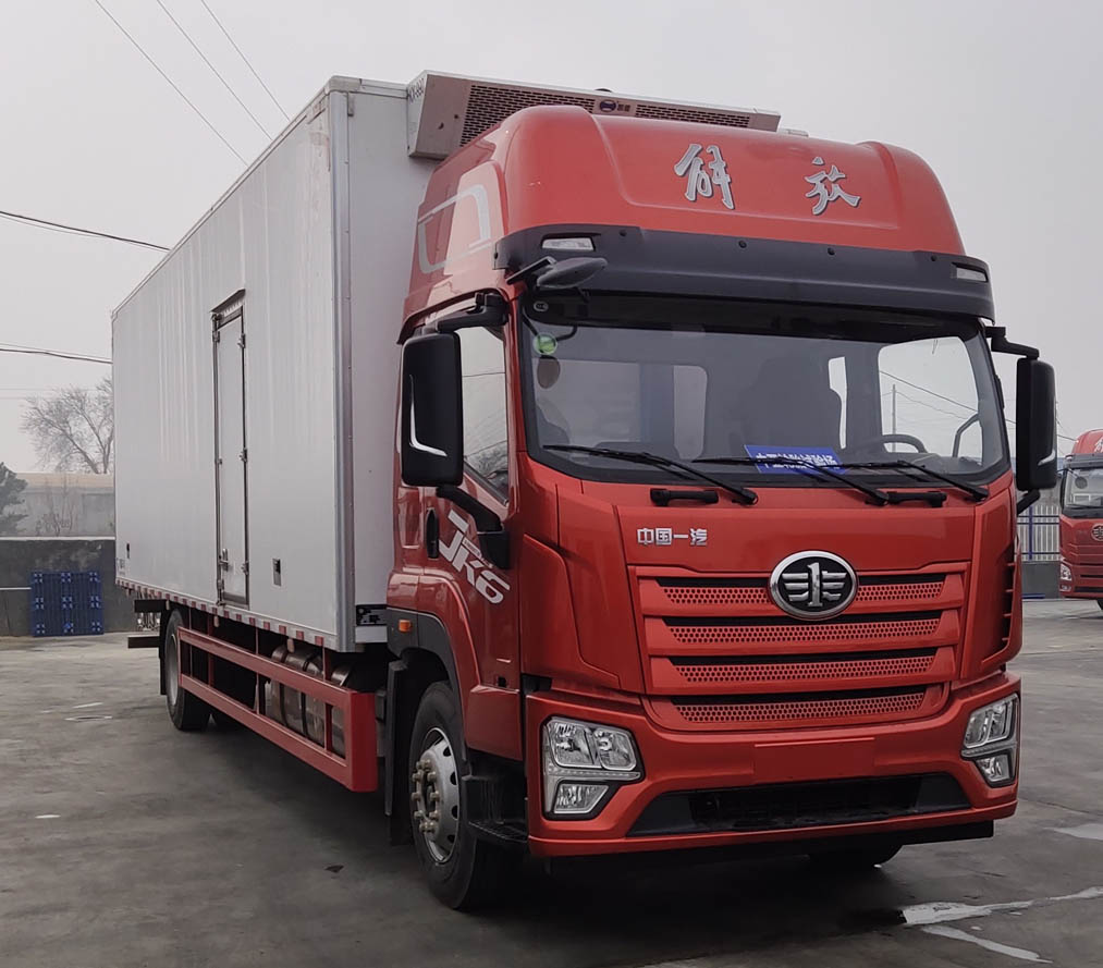 解放牌CA5189XLCP28K2L8E6A80冷藏車(chē)公告圖片