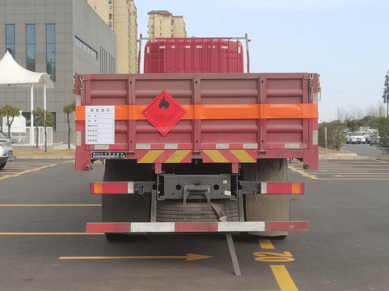 東風牌DFV5327TQPGP6D氣瓶運輸車公告圖片