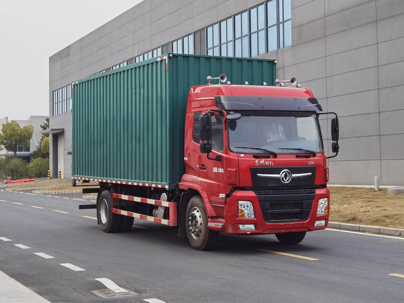 東風(fēng)牌DFV5173XXYGP6D廂式運(yùn)輸車(chē)公告圖片