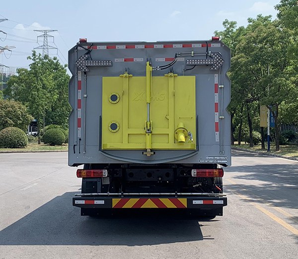 徐工牌XGH5180TXSBFCEV燃料電池洗掃車公告圖片