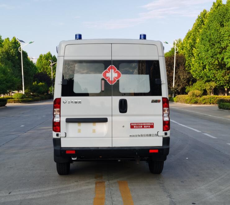 聚塵王牌HNY5040XJHZEQ6救護車公告圖片