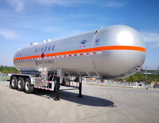 宏图牌11.9米28.1吨3轴液化气体运输半挂车(HT9408GYQ)