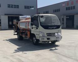 绿化喷洒车