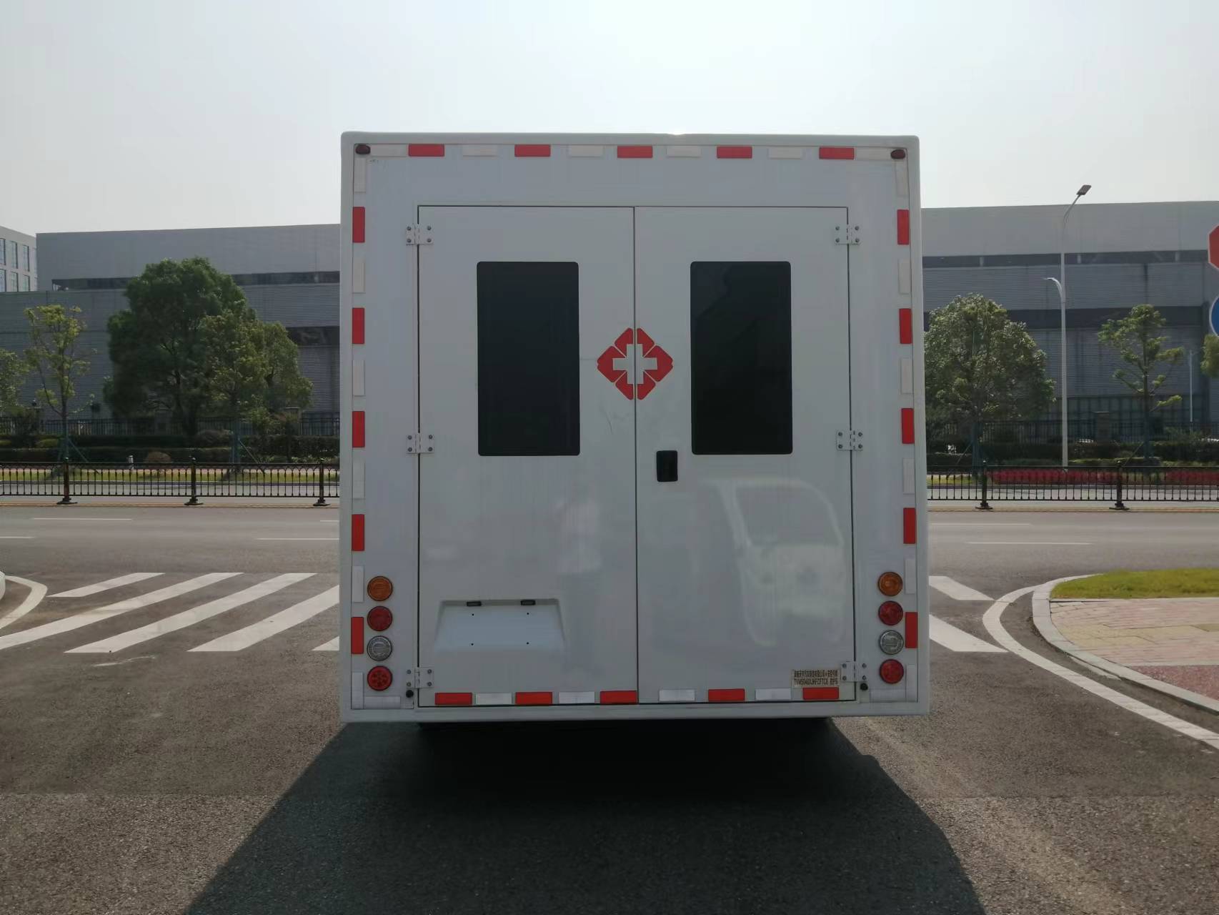 安穩(wěn)號牌TYM5048XJHFCFTC6救護車公告圖片