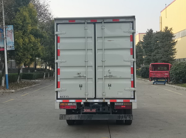 大運(yùn)牌CGC5042XXYBBEV428純電動廂式運(yùn)輸車公告圖片