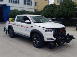 检测车