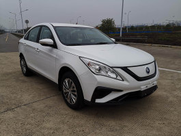 东风牌LZ7000SKD6EV型换电式纯电动轿车