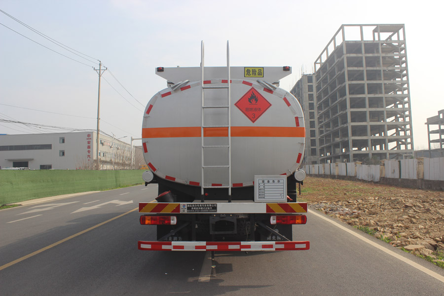 潤(rùn)知星牌SCS5267GRYZZ6易燃液體罐式運(yùn)輸車公告圖片