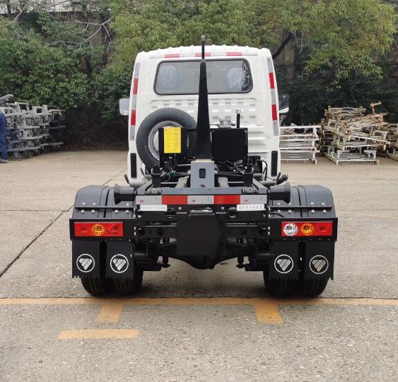 普羅科牌BJ5036ZXXE6-P1車廂可卸式垃圾車公告圖片