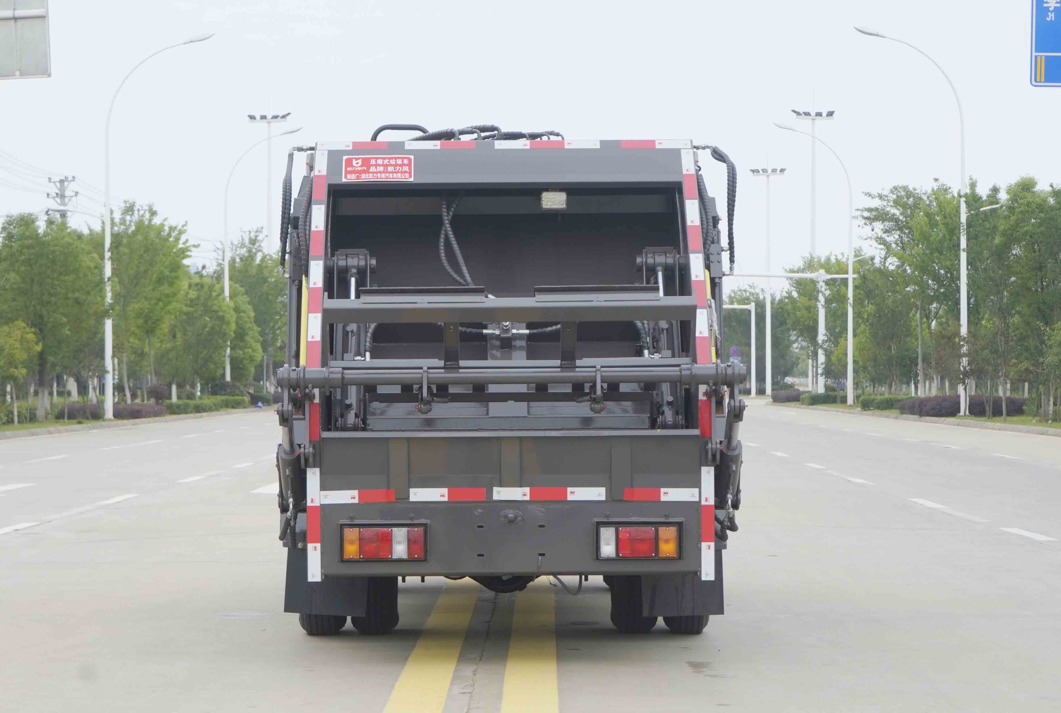 凯力风牌KLF5040ZYSQ6压缩式垃圾车公告图片